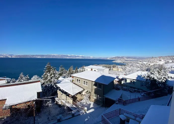 Villa Fania Ohrid