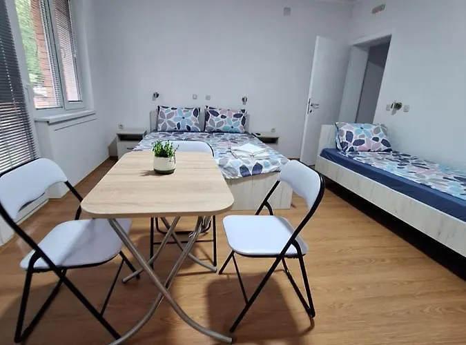 Apartments Meshko Pestani