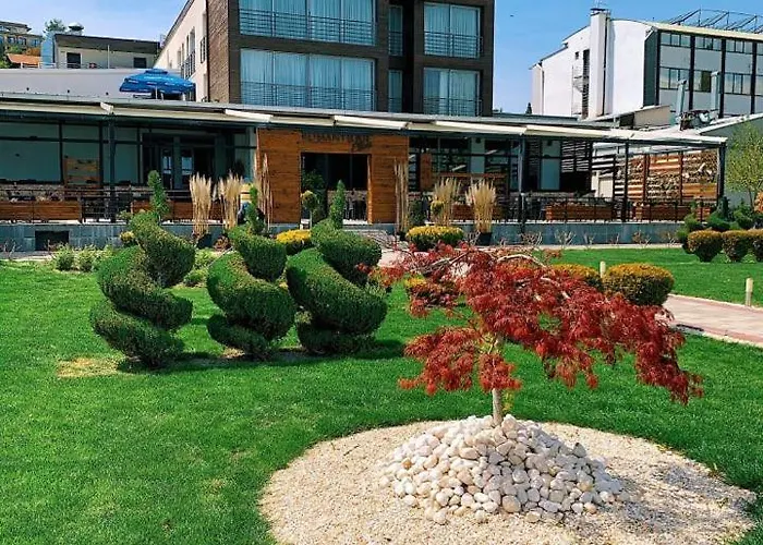 Romantique Dojran Hotel