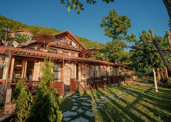 Robinson Sunset Guest House Lagadin