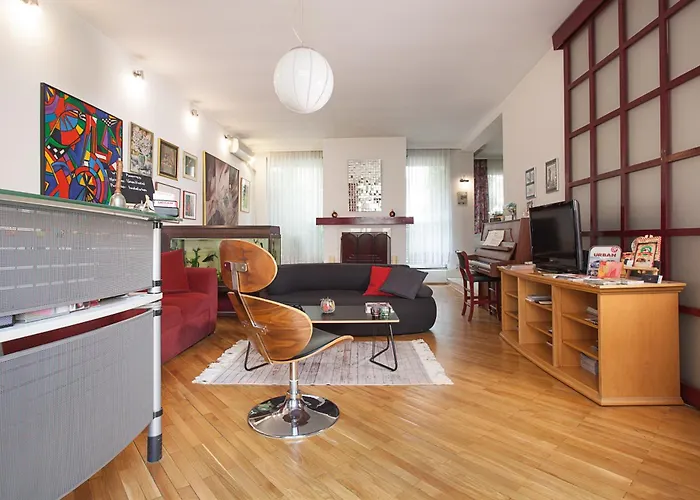 Skopje hotels near Bit Pazar